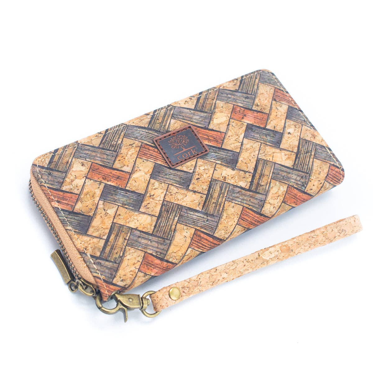 Natural cork women‚Äôs zipper wallet in geometric pattern with wrist strap