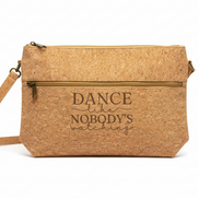 A stylish and spacious cork shoulder bag designed for everyday convenience. 